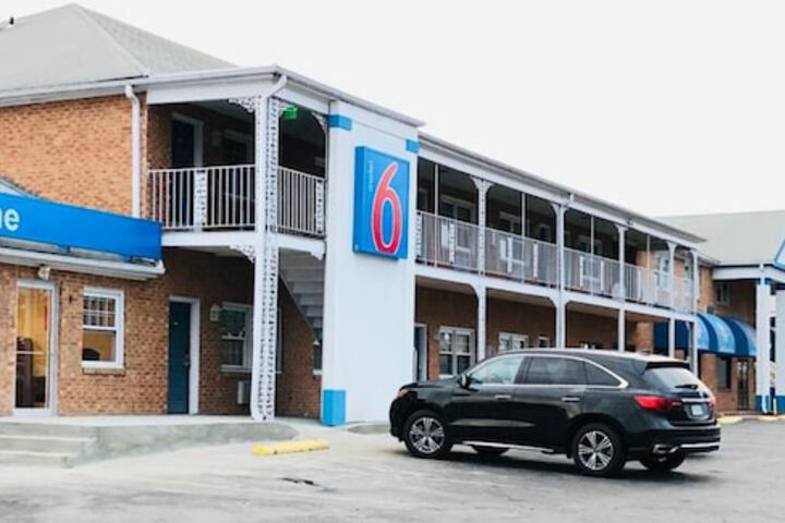 Motel 6 Falls Church VA - Arlington Boulevard