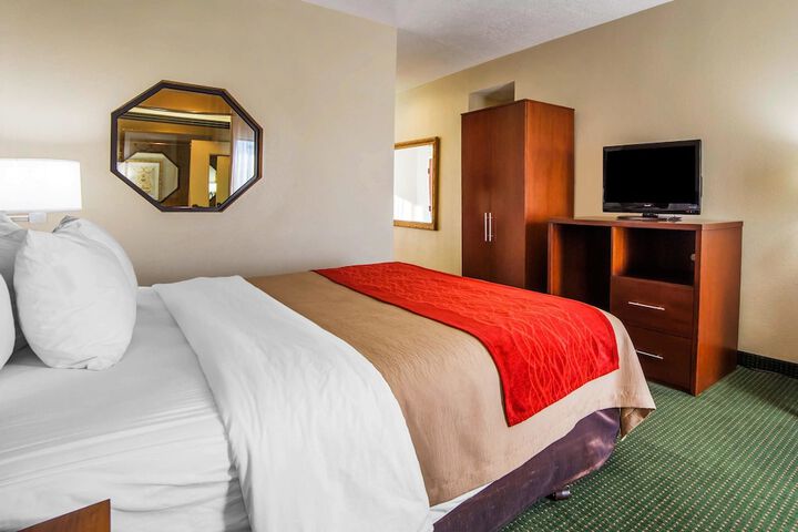 Room 14 of 37