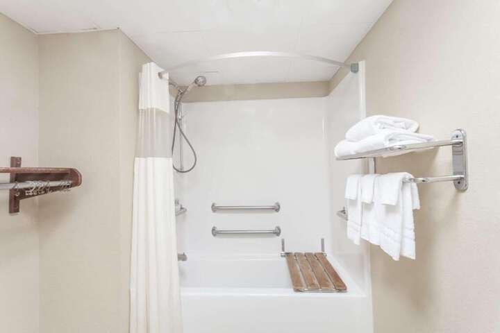 Room 20 of 36