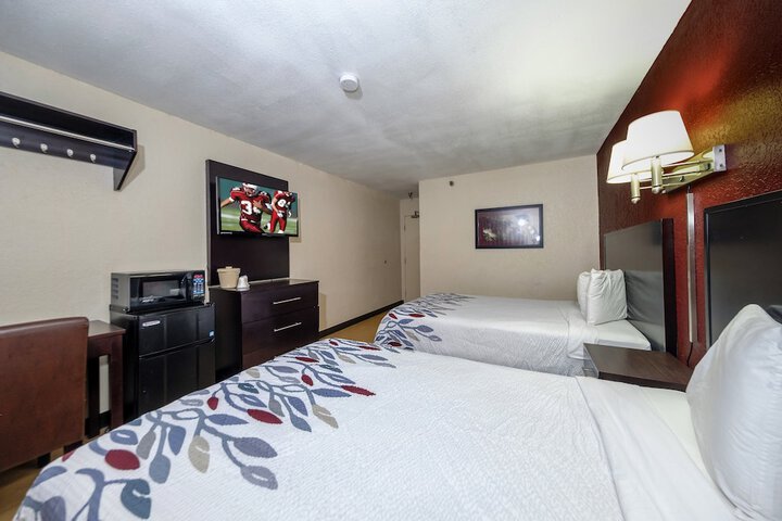 Room 18 of 31
