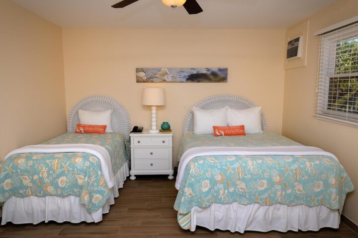 Room 52 of 205