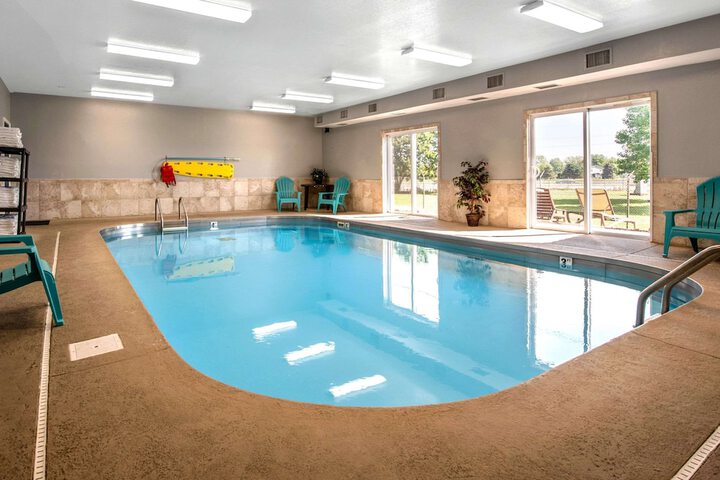 Pool 2 of 40