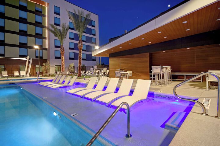 Pool 6 of 32