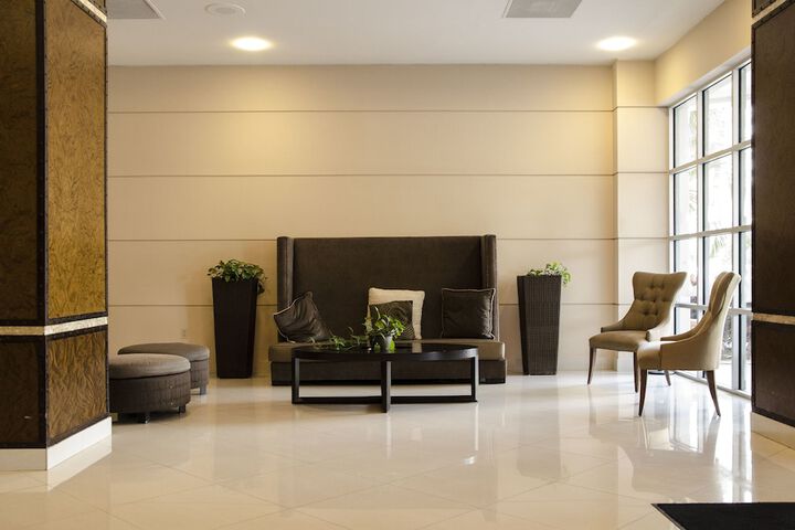 Hotel Interior 10 of 38