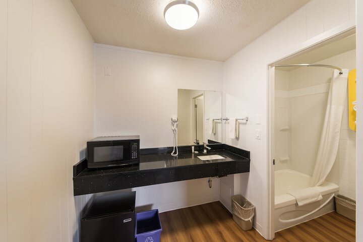 Motel 6 Cranbrook BC