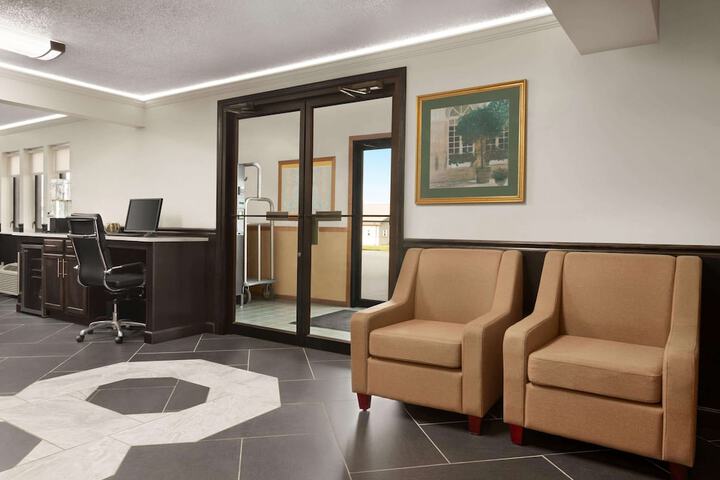 Hotel Interior 9 of 45