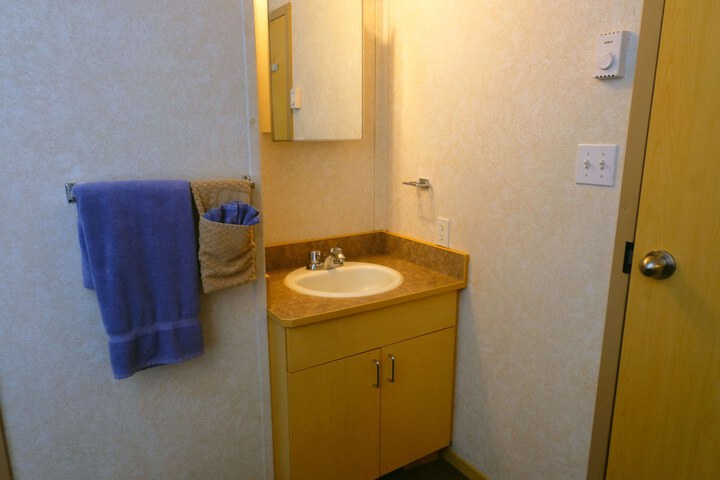 Room 11 of 33