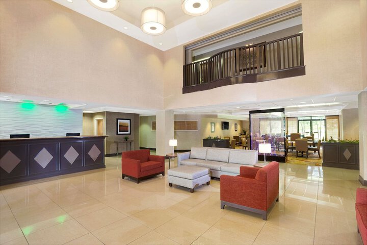 Hotel Interior 4 of 24