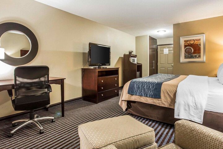Room 9 of 27