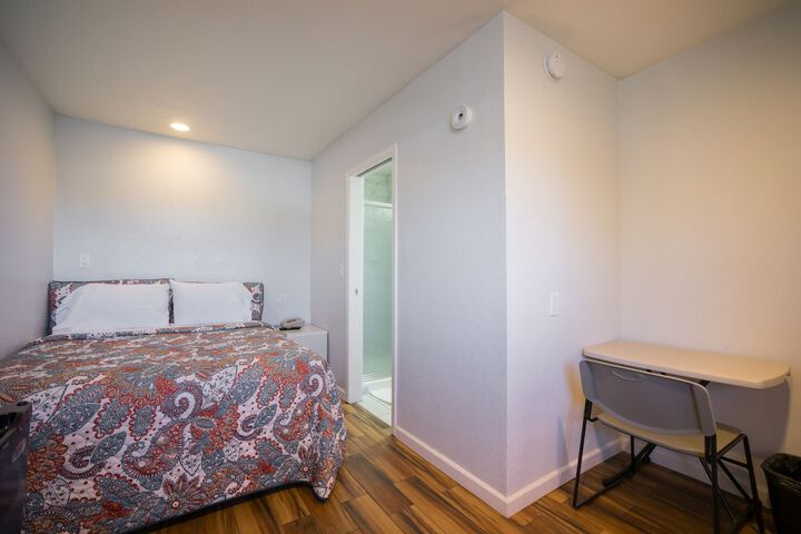 Room 26 of 43