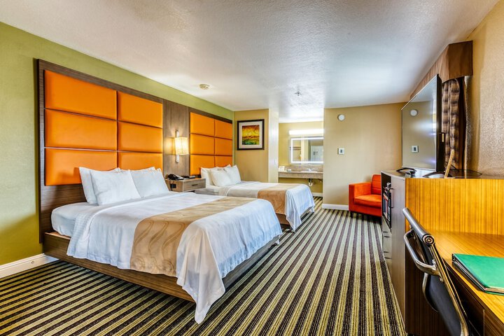 Room 28 of 38