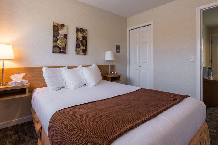 Room 44 of 60
