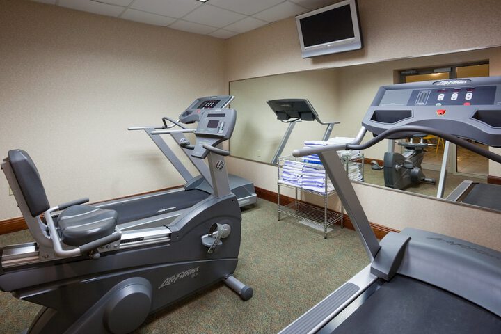 Holiday Inn & Suites Wausau-Rothschild by IHG