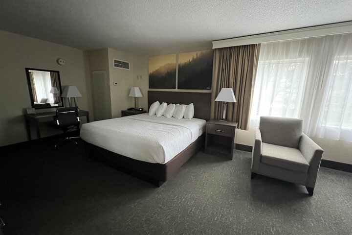 Room 16 of 51