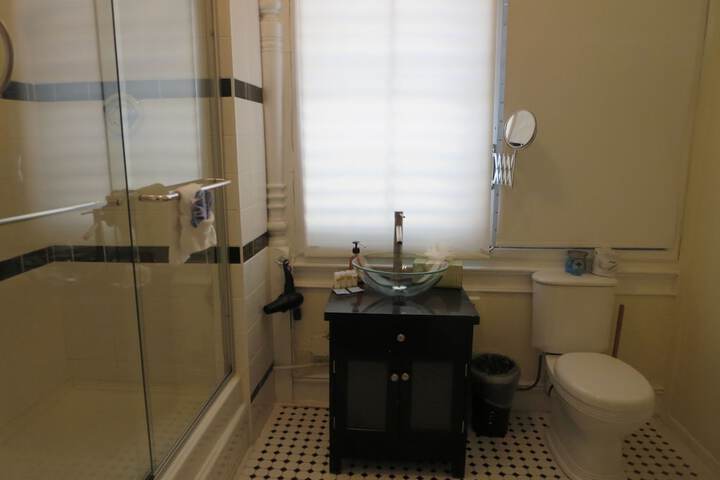 Room 41 of 55