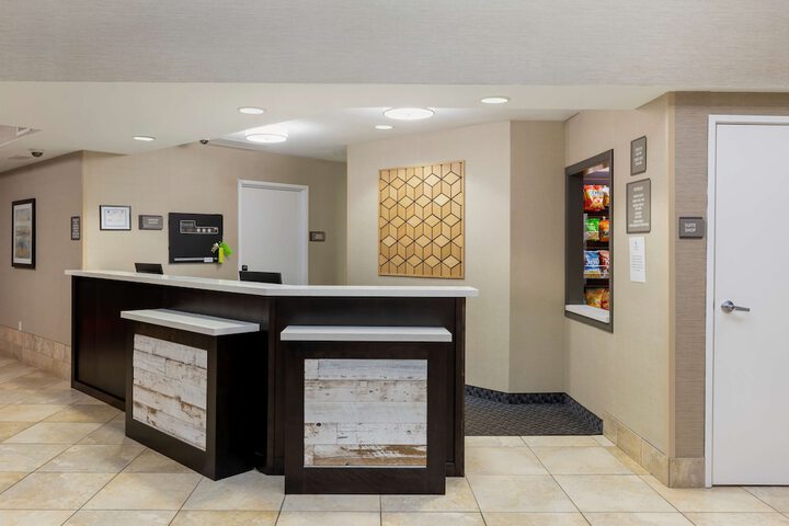 Best Western Watertown Inn and Suites