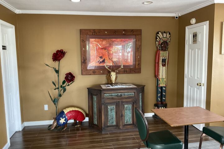 Glen Rose Inn and Suites