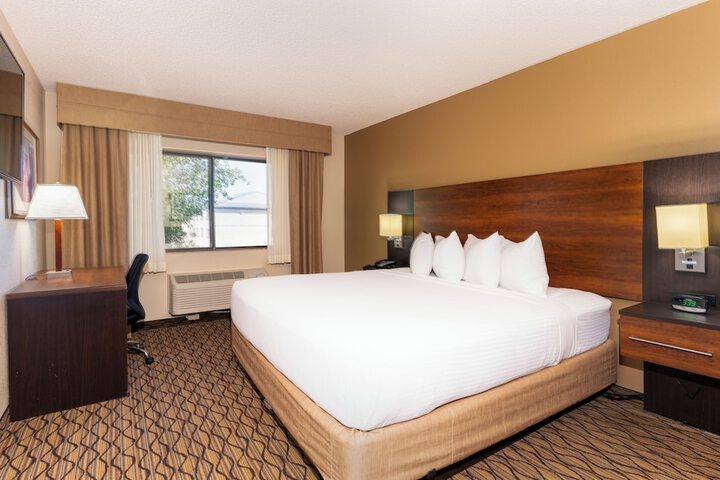 Grand Canyon Hotel and Suites