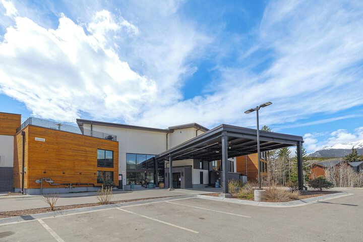 The Block Hotel & Commons