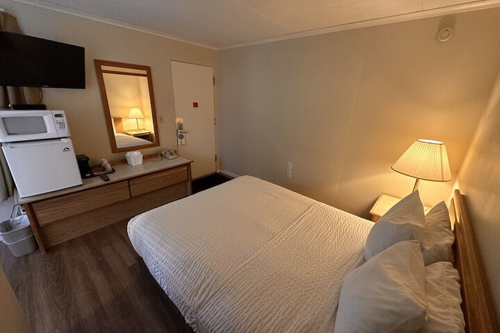 Room 56 of 181