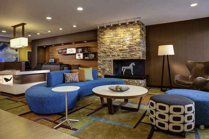 Hotel Interior 11 of 27