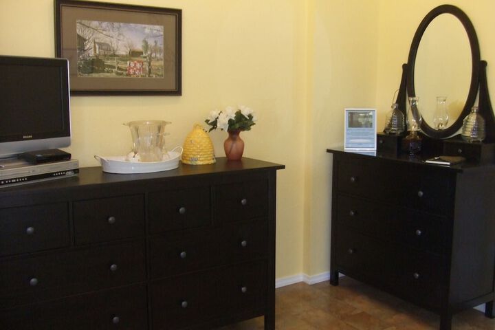 Room 14 of 27
