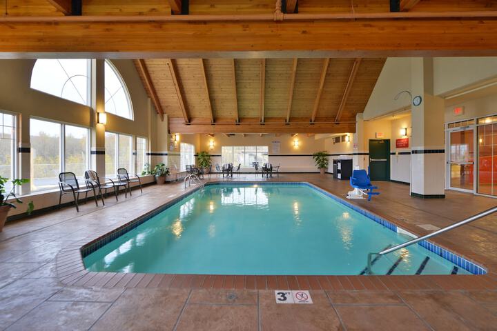 Sleep Inn & Suites near Spirit Mountain