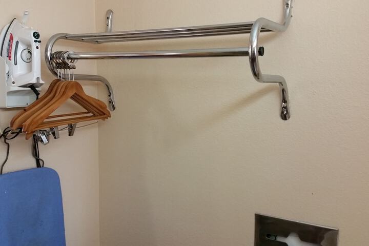 Room 9 of 26