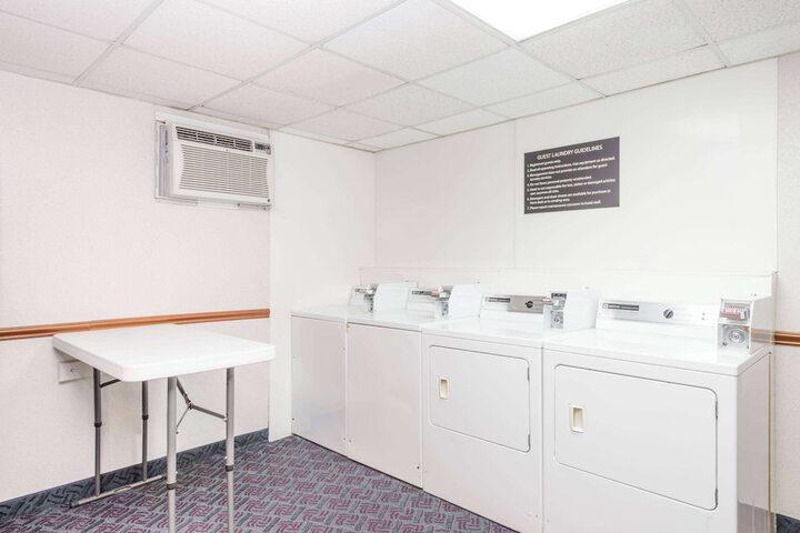 Super 8 by Wyndham OFallon