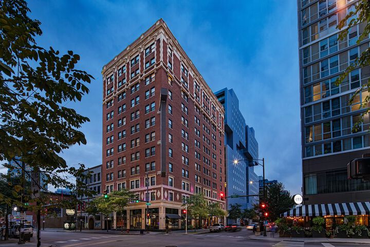Hotel 3 of 147