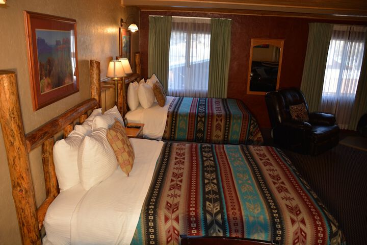 Room 70 of 96