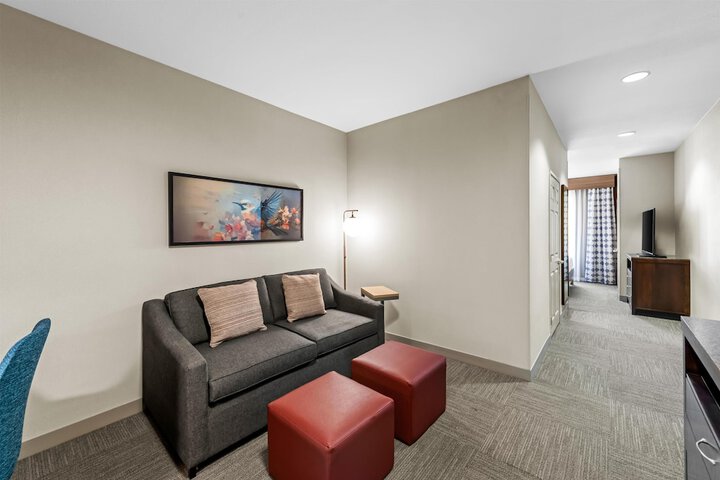 Hilton Garden Inn Overland Park