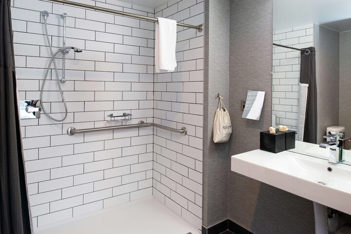 Joinery Hotel Pittsburgh Curio Collection by Hilton