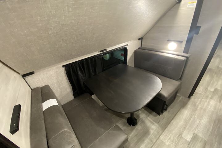 Room 52 of 60
