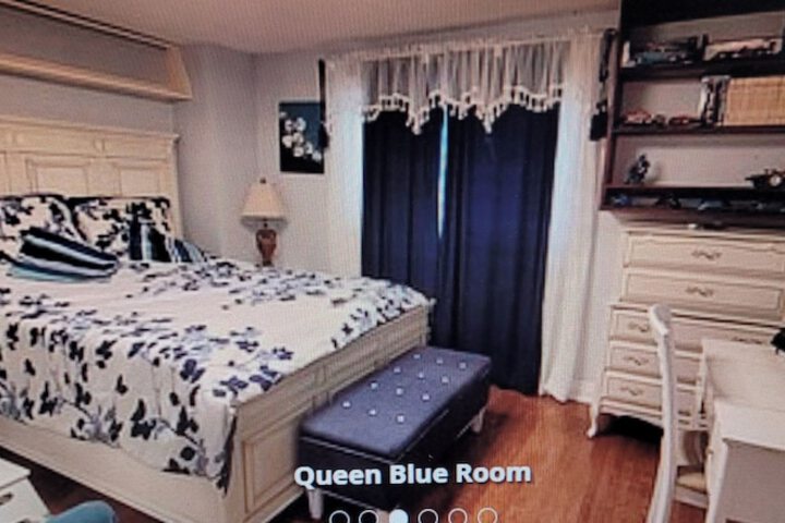 Room 5 of 5