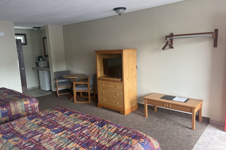 Room 361 of 443