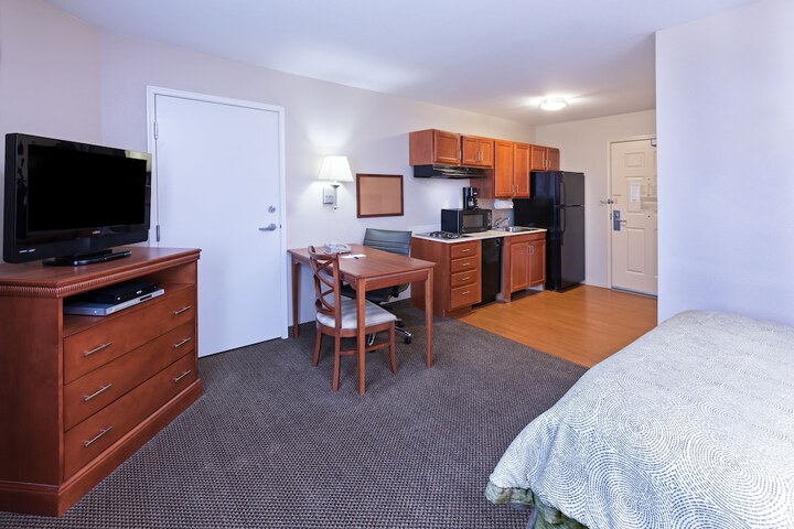Room 19 of 27