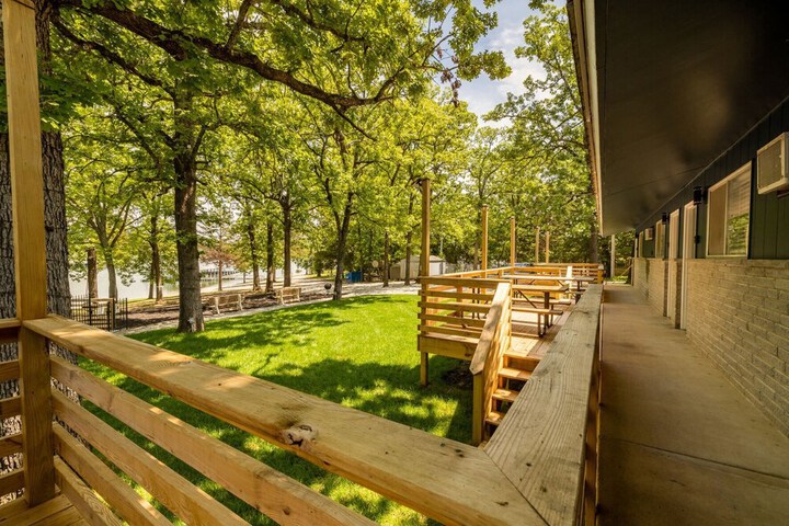 Terrace/Patio 27 of 35