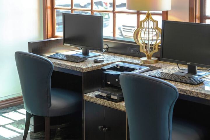 Ayres Suites Diamond Bar