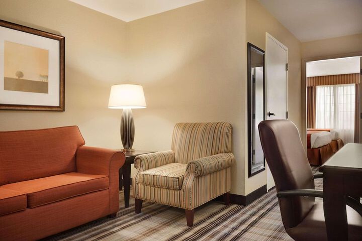Country Inn & Suites by Radisson Lexington, VA