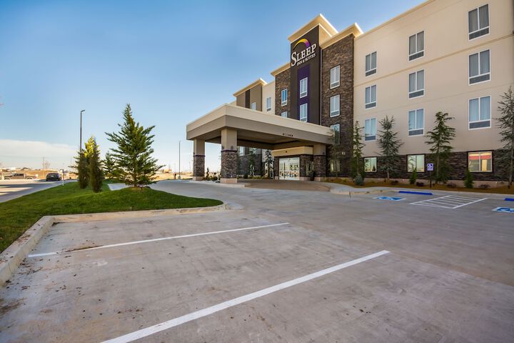 Hotel 5 of 63