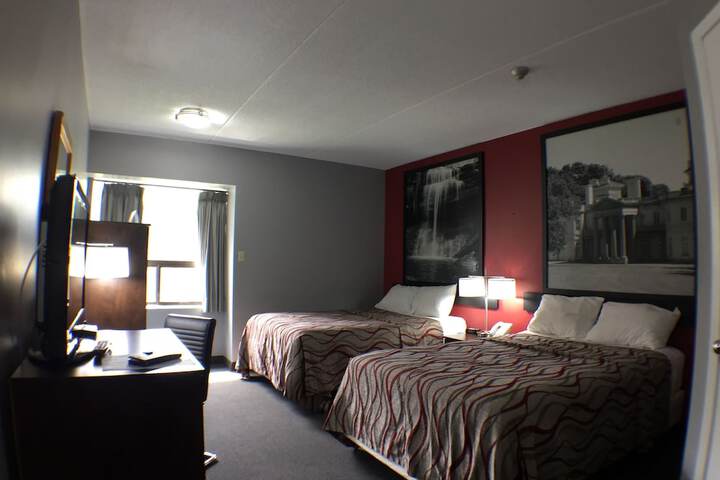 Room 16 of 25