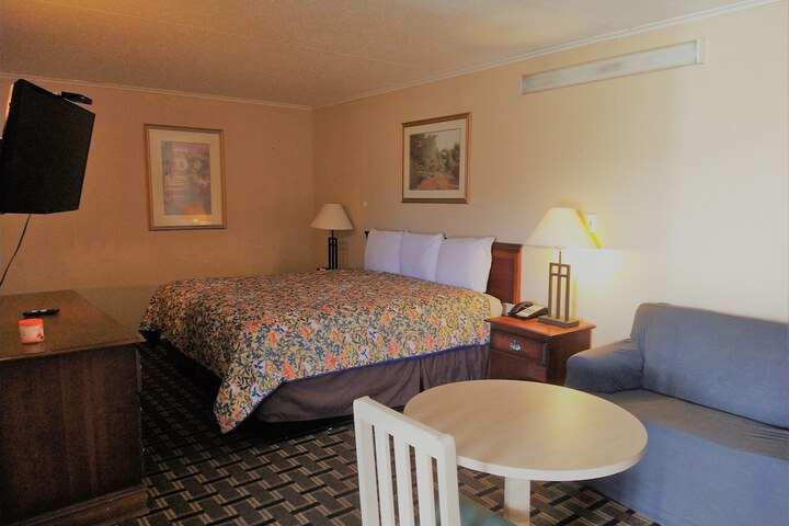 Room 66 of 126