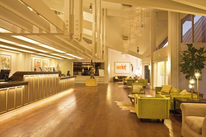 Hotel Interior 11 of 58