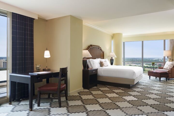 Room 37 of 122