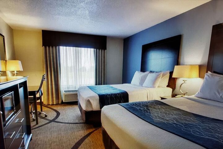 Room 30 of 51