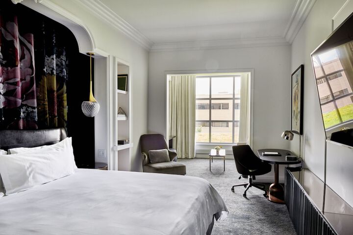Room 29 of 68