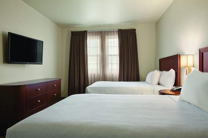 Room 10 of 29