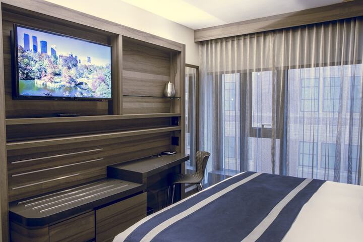 Room 41 of 59