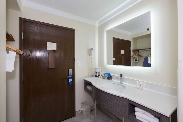 Baymont by Wyndham Chicago / Alsip